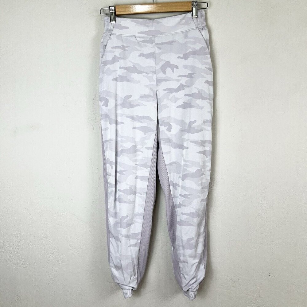 Athleta Brooklyn Lined Camo Jogger Pants Camo Lux Shasta Purple 985549-01 Size 0